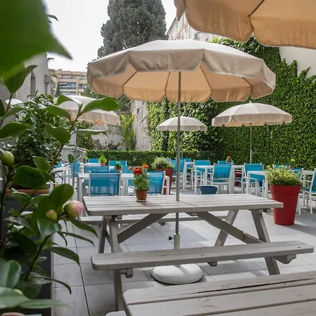 Ibis Budget Bord De فندق