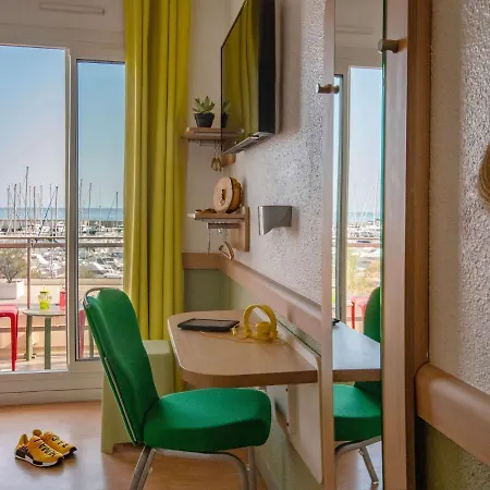 Ibis Budget Bord De فندق مينتون