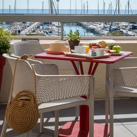 Ibis Budget Bord De فندق 2*